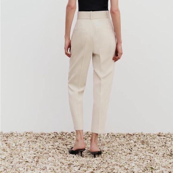 Zara cream trouser pants with fabric-covered belt - Picture 4 of 13